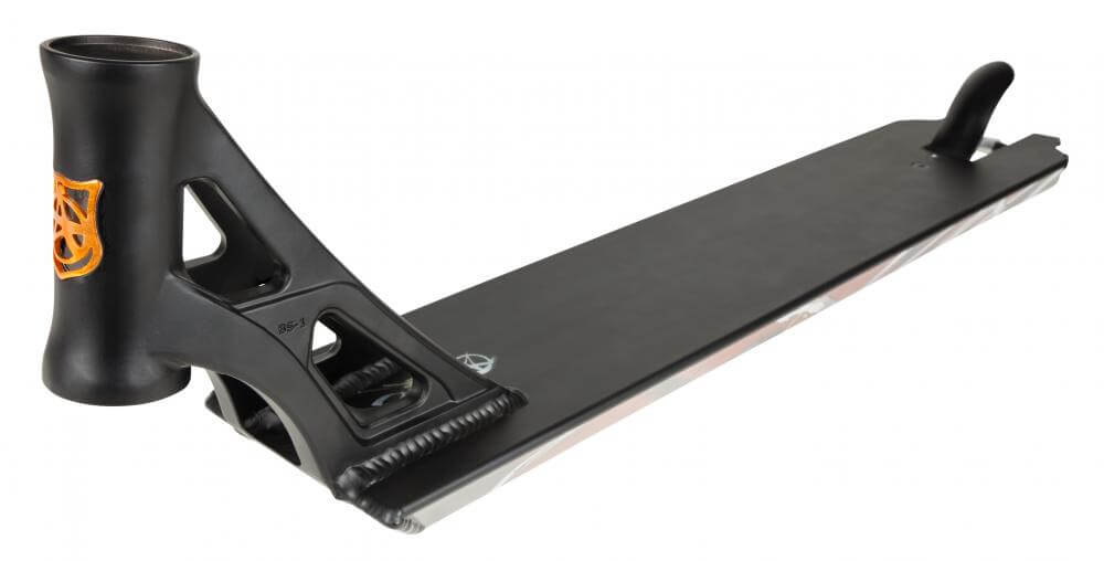 Addict Deck 590mm Blacksmith Brandon James Black